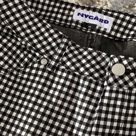 2/25.  NWOT  NYGARD CAPRI.   Size 10 - Picture 7 of 7